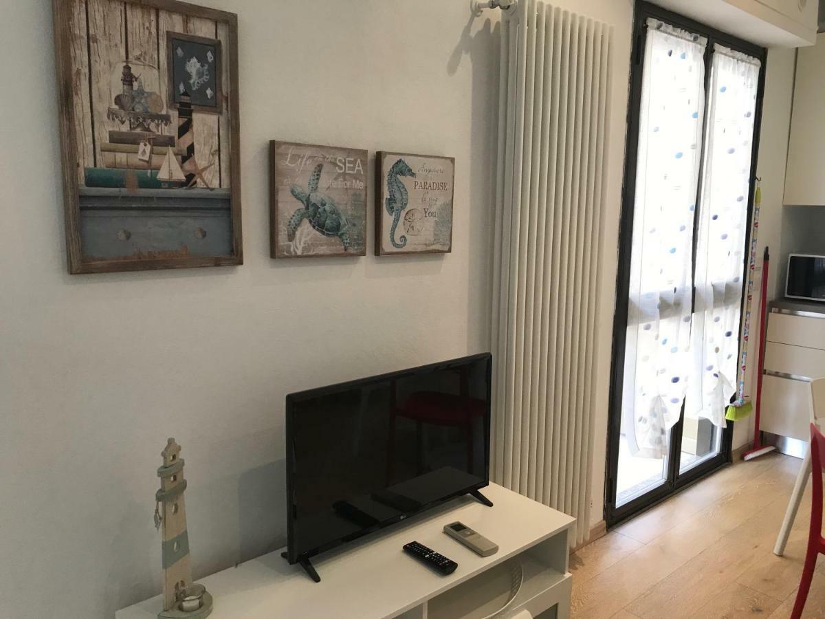 Casa Celeste Apartment Viareggio Luaran gambar